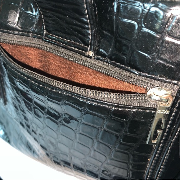 Authentic Gucci mini purse black crocodile print locking purse suede lining - Picture 9 of 15